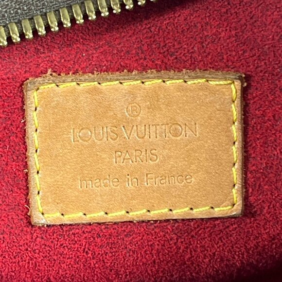 SOLD - Authentic Louis Vuitton Excentri Cite Satchel Monogram with Dust Bag - Picture 4 of 13